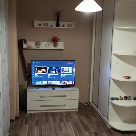 Cozy Home Bujorilor ทิมิชัวรา ภายนอก รูปภาพ